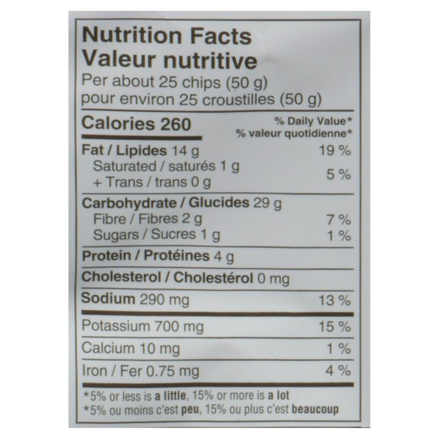 Nutrition Facts label for Old Dutch Crispy Bacon potato chips showing serving size, calories, fat, carbohydrates, protein, sodium, and other nutrients