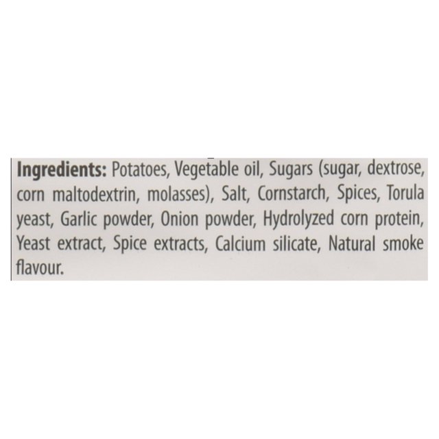 French-language ingredients panel for Old Dutch BBQ Potato Chips showing potatoes, vegetable oil, seasonings, and natural smoke flavor