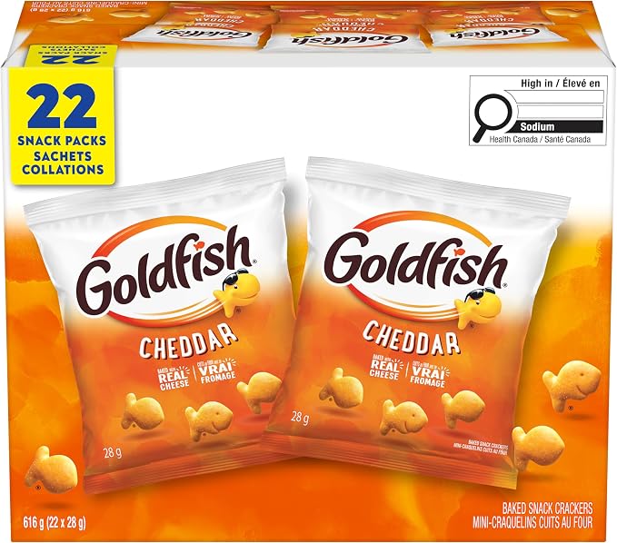 Box of Goldfish Cheddar Baked Snack Crackers with 22 individually packaged 28 g snack packs